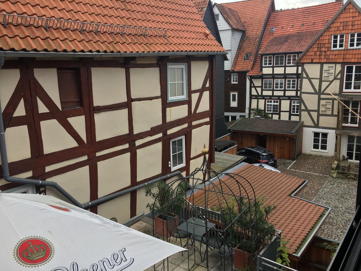 Fachwerk-Hotel Eisenbart Ганн. Мюнден Экстерьер фото